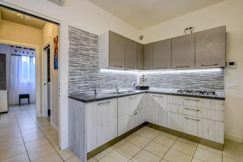 Maison Martina Lonato Apartament